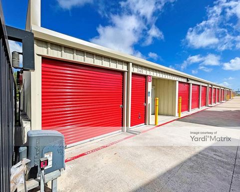 Source URL: https://cdnsc.rentcafe.com/dmslivecafe/3/1078746/1078746-1-3.jpg?width=-1&height=385&quality=80