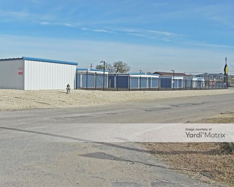 Source URL: https://cdnsc.rentcafe.com/dmslivecafe/3/1078751/1078751-1-5.jpg?width=-1&height=385&quality=80