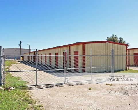 Source URL: https://cdnsc.rentcafe.com/dmslivecafe/3/1078766/1078766-1-5.jpg?width=-1&height=385&quality=80