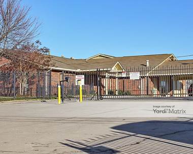 Storage Units for Rent available at 520 Twin Lakes Road, Lenoir City, TN 37772