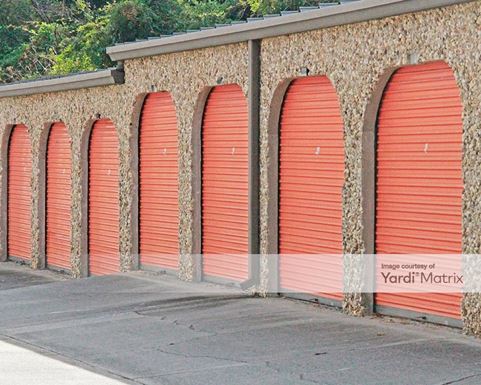 Source URL: https://cdnsc.rentcafe.com/dmslivecafe/3/1078798/1078798-1-3.jpg?width=-1&height=385&quality=80