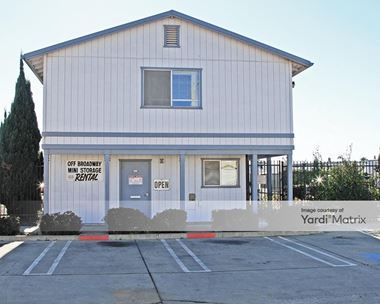 Storage Units for Rent available at 1745 South Lincoln Street, Santa Maria, CA 93458