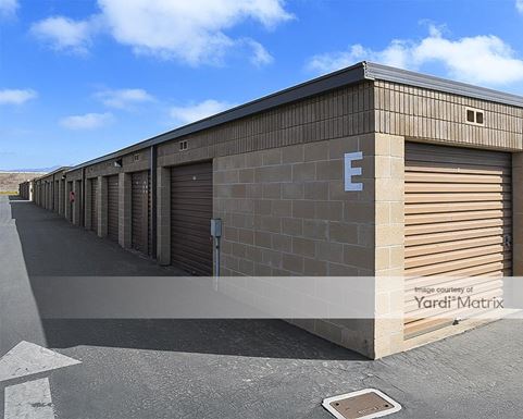 Source URL: https://cdnsc.rentcafe.com/dmslivecafe/3/1078837/1078837-1-6.jpg?width=-1&height=385&quality=80