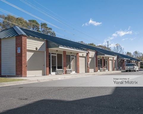 Source URL: https://cdnsc.rentcafe.com/dmslivecafe/3/1078863/1078863-1-5.jpg?width=-1&height=385&quality=80