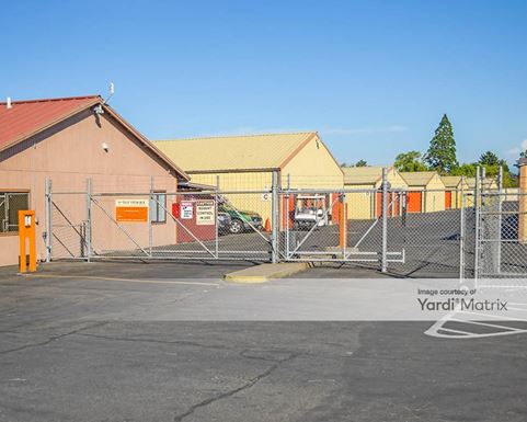 Source URL: https://cdnsc.rentcafe.com/dmslivecafe/3/1078926/1078926-1-3.jpg?width=-1&height=385&quality=80