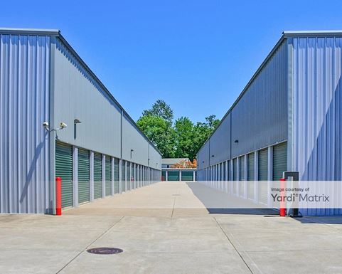 Source URL: https://cdnsc.rentcafe.com/dmslivecafe/3/1078951/1078951-1-5.jpg?width=-1&height=385&quality=80