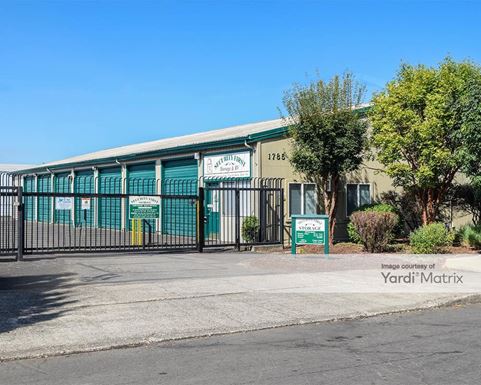 Source URL: https://cdnsc.rentcafe.com/dmslivecafe/3/1078960/1078960-1-3.jpg?width=-1&height=385&quality=80