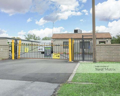 Source URL: https://cdnsc.rentcafe.com/dmslivecafe/3/1078969/1078969-1-6.jpg?width=-1&height=385&quality=80