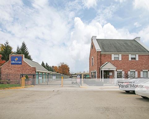 Source URL: https://cdnsc.rentcafe.com/dmslivecafe/3/1078989/1078989-1-3.jpg?width=-1&height=385&quality=80