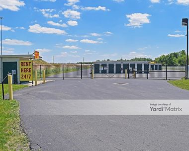 Storage Units for Rent available at 10415 Columbus Expwy Park East, Pataskala, OH 43062