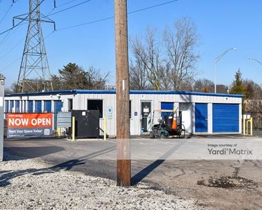 Storage Units for Rent available at 810 East Cooke Road, Columbus, OH 43214