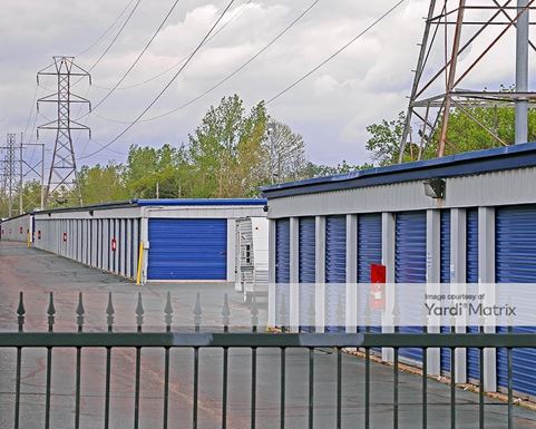 Source URL: https://cdnsc.rentcafe.com/dmslivecafe/3/1079004/1079004-1-5.jpg?width=-1&height=385&quality=80