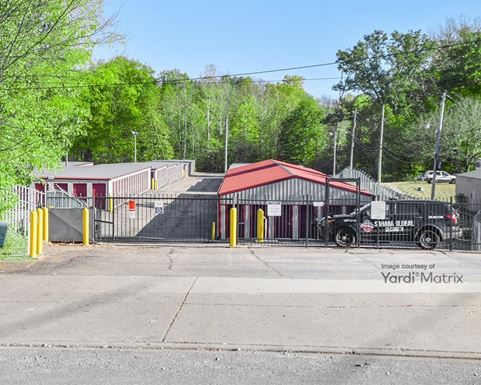 Source URL: https://cdnsc.rentcafe.com/dmslivecafe/3/1079005/1079005-1-4.jpg?width=-1&height=385&quality=80