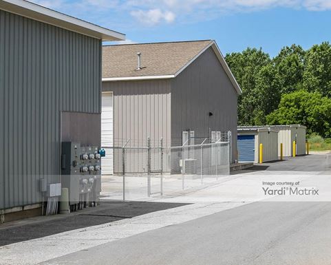 Source URL: https://cdnsc.rentcafe.com/dmslivecafe/3/1079050/1079050-1-3.jpg?width=-1&height=385&quality=80