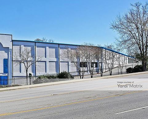 Source URL: https://cdnsc.rentcafe.com/dmslivecafe/3/1079069/1079069-1-3.jpg?width=-1&height=385&quality=80