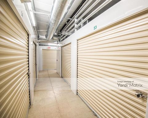 Source URL: https://cdnsc.rentcafe.com/dmslivecafe/3/1079070/1079070-1-3.jpg?width=-1&height=385&quality=80