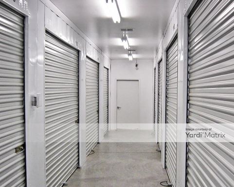 Source URL: https://cdnsc.rentcafe.com/dmslivecafe/3/1079112/1079112-1-4.jpg?width=-1&height=385&quality=80