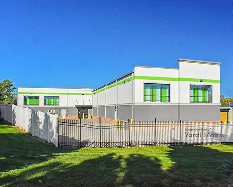 Source URL: https://cdnsc.rentcafe.com/dmslivecafe/3/1079135/1079135-1-3.jpg?width=-1&height=385&quality=80