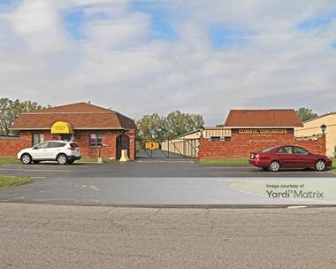 Storage Units for Rent available at 45 Gardenville Pkwy, West Seneca, NY 14224