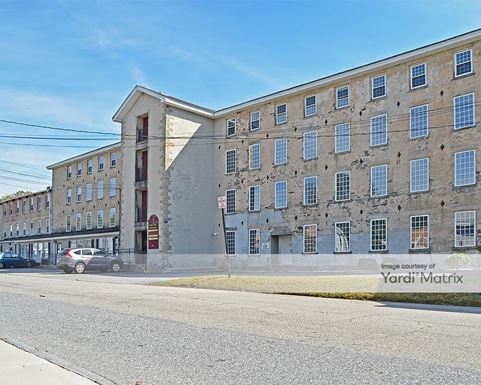 Source URL: https://cdnsc.rentcafe.com/dmslivecafe/3/1079164/1079164-1-2.jpg?width=-1&height=385&quality=80