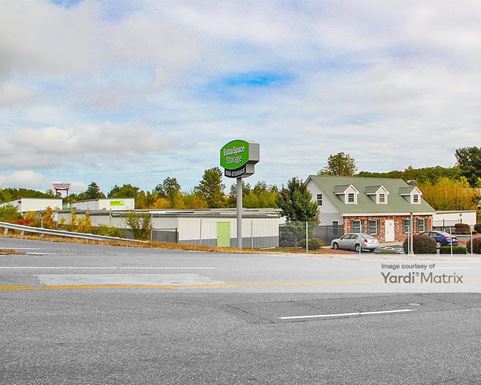 Source URL: https://cdnsc.rentcafe.com/dmslivecafe/3/1079178/1079178-1-3.jpg?width=-1&height=385&quality=80