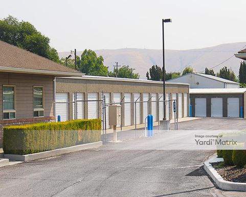 Source URL: https://cdnsc.rentcafe.com/dmslivecafe/3/1079194/1079194-1-2.jpg?width=-1&height=385&quality=80