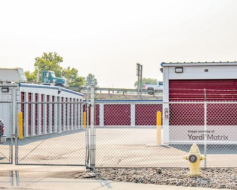 Source URL: https://cdnsc.rentcafe.com/dmslivecafe/3/1079209/1079209-1-6.jpg?width=-1&height=385&quality=80