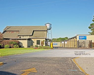 Storage Units for Rent available at 980 North Navy Blvd, Pensacola, FL 32507