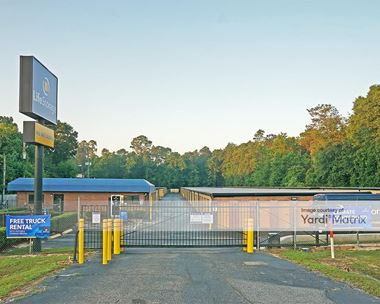 Storage Units for Rent available at 801 East Nine Mile Road, Pensacola, FL 32514