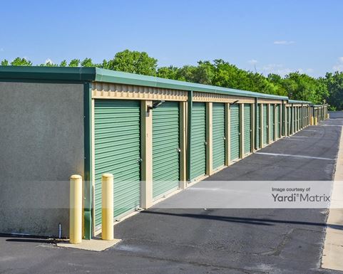 Source URL: https://cdnsc.rentcafe.com/dmslivecafe/3/1079252/1079252-1-2.jpg?width=-1&height=385&quality=80