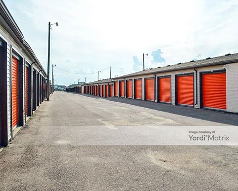 Source URL: https://cdnsc.rentcafe.com/dmslivecafe/3/1079255/1079255-1-3.jpg?width=-1&height=385&quality=80