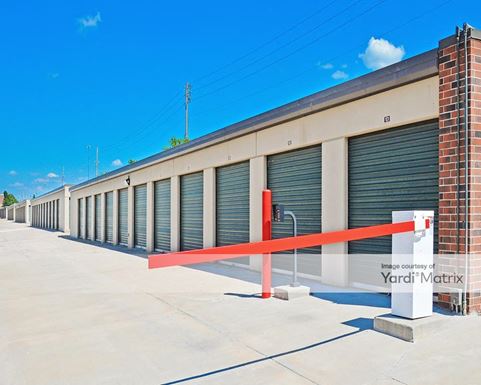 Source URL: https://cdnsc.rentcafe.com/dmslivecafe/3/1079263/1079263-1-4.jpg?width=-1&height=385&quality=80