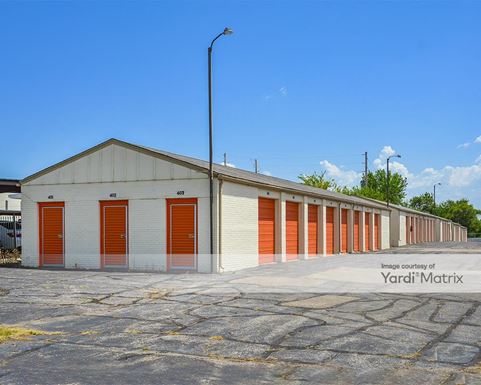 Source URL: https://cdnsc.rentcafe.com/dmslivecafe/3/1079264/1079264-1-2.jpg?width=-1&height=385&quality=80