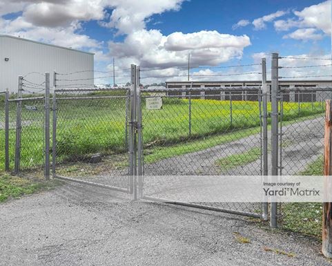 Source URL: https://cdnsc.rentcafe.com/dmslivecafe/3/1079267/1079267-1-5.jpg?width=-1&height=385&quality=80