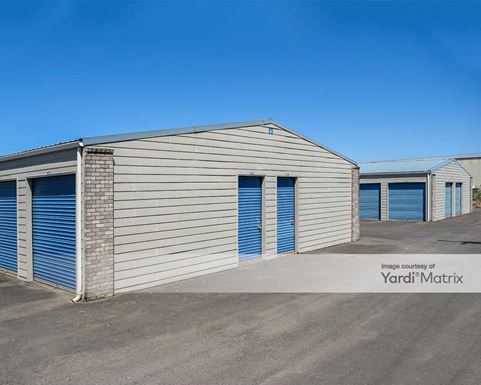 Source URL: https://cdnsc.rentcafe.com/dmslivecafe/3/1079278/1079278-1-4.jpg?width=-1&height=385&quality=80