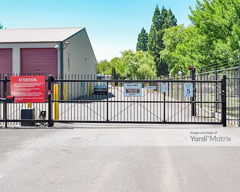 Source URL: https://cdnsc.rentcafe.com/dmslivecafe/3/1079299/1079299-1-6.jpg?width=-1&height=385&quality=80