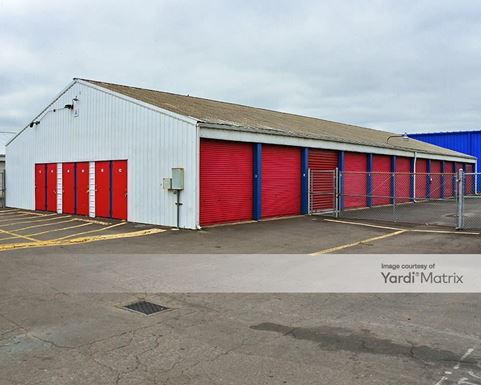 Source URL: https://cdnsc.rentcafe.com/dmslivecafe/3/1079300/1079300-1-2.jpg?width=-1&height=385&quality=80