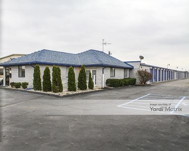 Storage Units for Rent available at 6550 Metropolitan Pkwy, Sterling Heights, MI 48312