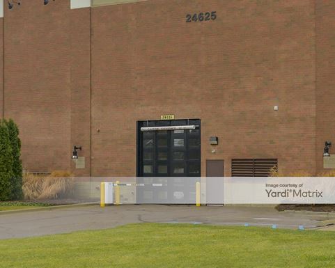 Source URL: https://cdnsc.rentcafe.com/dmslivecafe/3/1079341/1079341-1-2.jpg?width=-1&height=385&quality=80