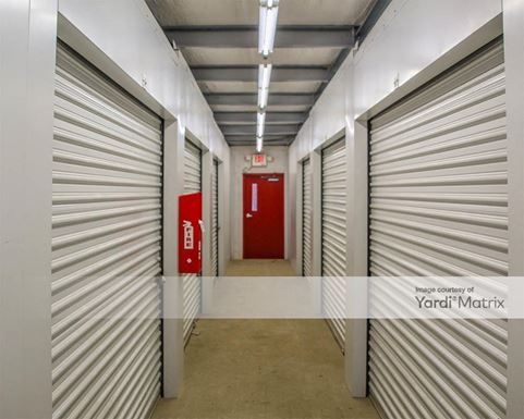 Source URL: https://cdnsc.rentcafe.com/dmslivecafe/3/1079351/1079351-1-5.jpg?width=-1&height=385&quality=80