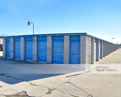 Source URL: https://cdnsc.rentcafe.com/dmslivecafe/3/1079356/1079356-1-4.jpg?width=-1&height=385&quality=80