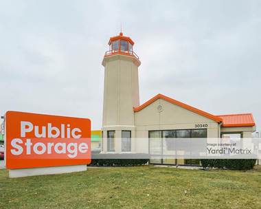 Storage Units for Rent available at 30340 Gratiot Avenue, Roseville, MI 48066