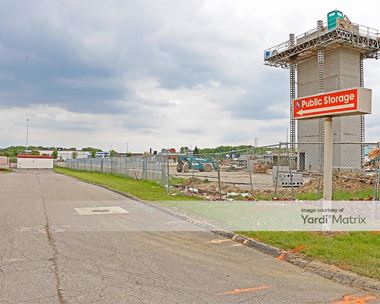 Storage Units for Rent available at 4060 Morse Road, Columbus, OH 43230