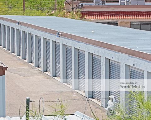 Source URL: https://cdnsc.rentcafe.com/dmslivecafe/3/1079434/1079434-1-4.jpg?width=-1&height=385&quality=80