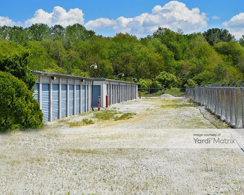 Source URL: https://cdnsc.rentcafe.com/dmslivecafe/3/1079468/1079468-1-4.jpg?width=-1&height=385&quality=80