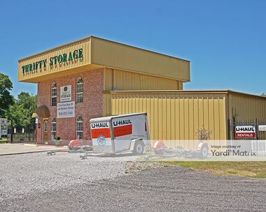 Storage Units for Rent available at 3800 Mobile Hwy, Pensacola, FL 32505