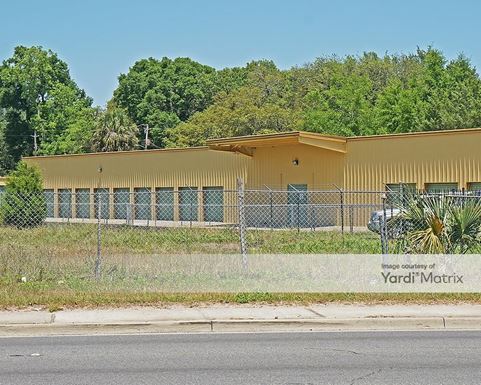 Source URL: https://cdnsc.rentcafe.com/dmslivecafe/3/1079488/1079488-1-5.jpg?width=-1&height=385&quality=80