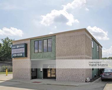 Storage Units for Rent available at 2504 Getz Road, Fort Wayne, IN 46804
