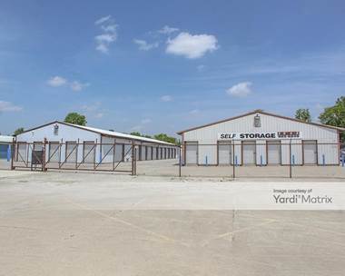 Storage Units for Rent available at 544 West North Street, Auburn, IN 46706