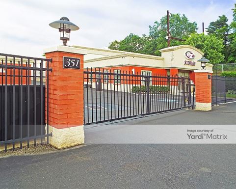 Source URL: https://cdnsc.rentcafe.com/dmslivecafe/3/1079556/1079556-1-3.jpg?width=-1&height=385&quality=80